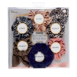 Scunci scrunchies set